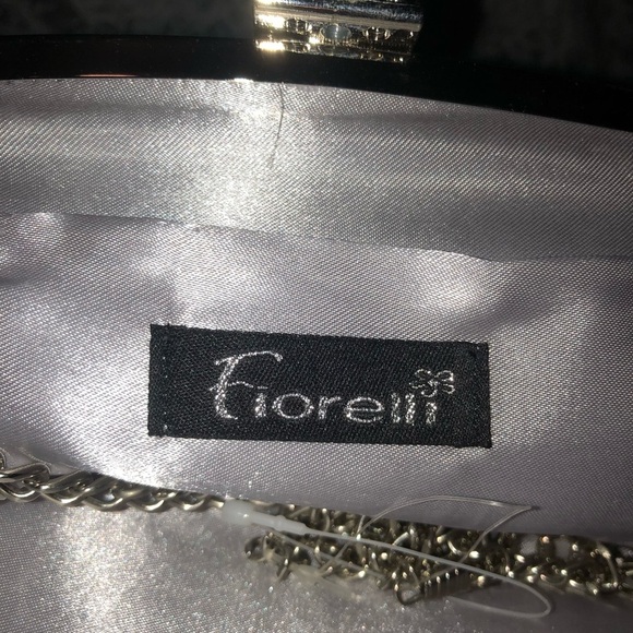 Vintage Fiorelli Silver Metallic Clutch with Chain. Satin like lining. Used - Picture 3 of 9